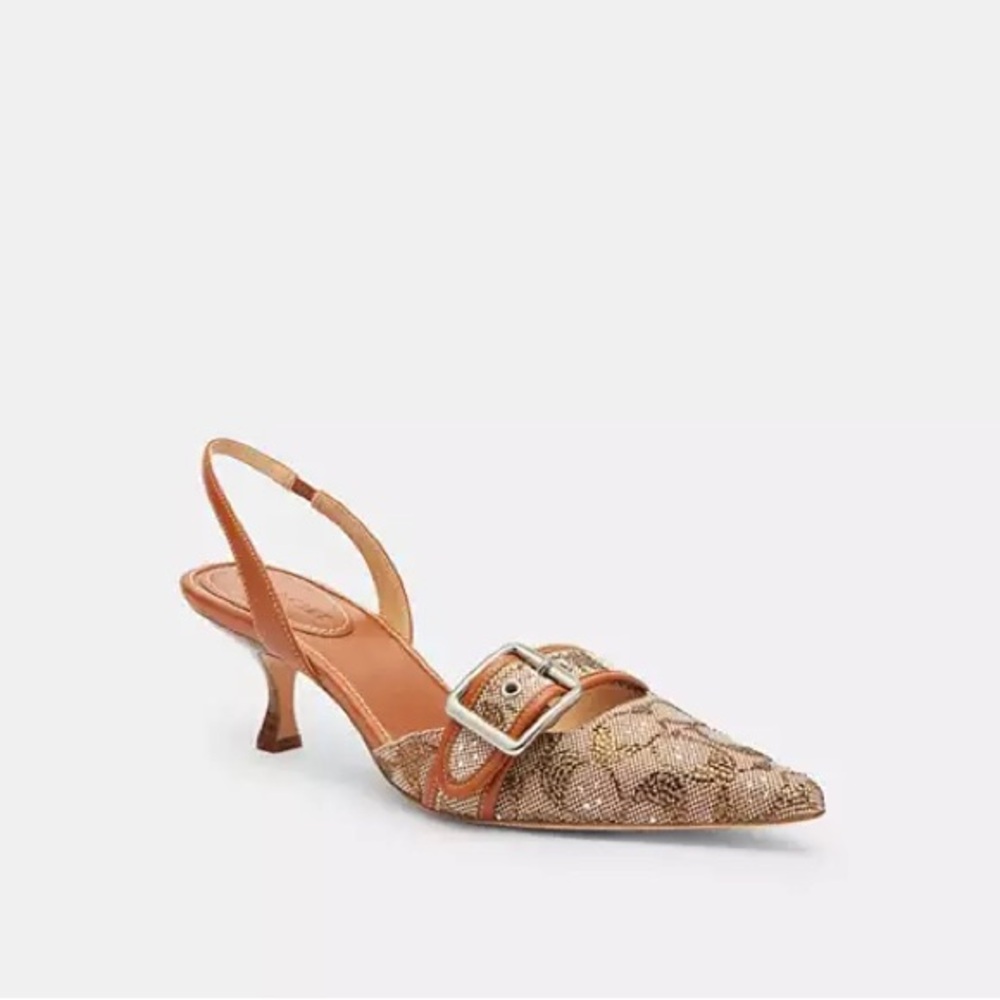 NWT Margot Slingback
In Crystal Signature Jacquard NEVER EVER WORN✨✨✨✨✨✨✨✨🪩🪩🪩🪩